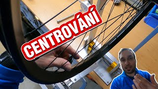 Jak vycentrovat kolo?  - centrklíč + stolice...
