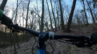 Las Osobowicki - Wrocław MTB - hopki, dropy,...