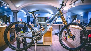 MTB DREAM BUILD | Santa Cruz V10 | Custom...