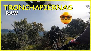 Tronchapiernas ​ Piernas reventadas | Living...