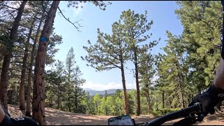 Kinnickinnick Loop - easy green loop near Mud...