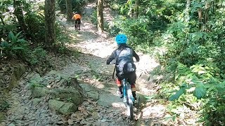 Bukit Kiara - Going down from Shaolin, Angel,...