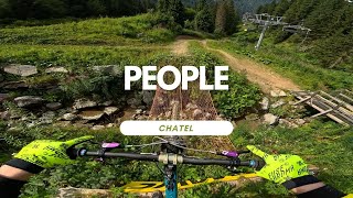 People | Blue Line with 10m Double | Bikepark...