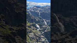 Impressions from Rob Roy Track to bottom of...