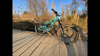 Primera negra amb la Yeti SB160 - La Hardline...