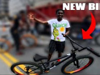 SURPRISING KID WITH A NEW BIKE