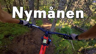 Nymånen øst:vest