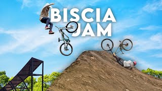 Un sacco di pro e di botte al Biscia Jam