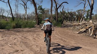 The Hidden Dirt Trails of the South Bosque