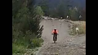 Joy Ride Jump Park: @sigalepsmtb  rear PoV...
