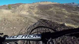 Mountain Biking Vertigo Downhill Flow Trail in...