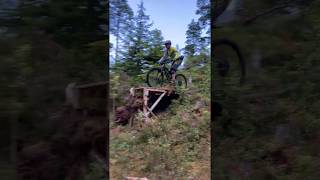Øyvind leker i Neskollen