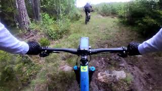 Pump dem legs! - Following Gladiz