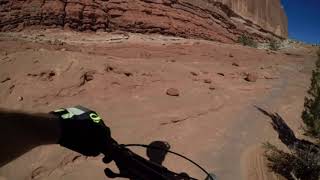 Mountain Biking Moab, Utah - Navajo Rocks...