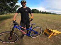 HOW TO JUMP A MOUNTAIN BIKE USING A PORTABLE RAMP!