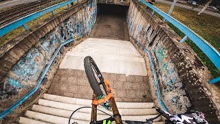 URBAN FREERIDE MTB | Street + Minikicker Ramp!