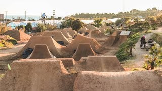 RIDING THIS INSANE TRAIL PARADISE!