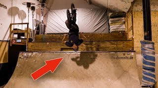 BACKFLIP to FAKIE CLOSE CALL in der Skatehalle...