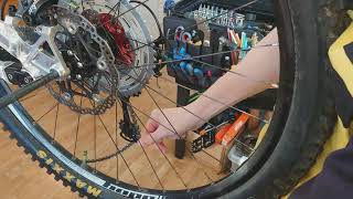 taking wheel off is easy