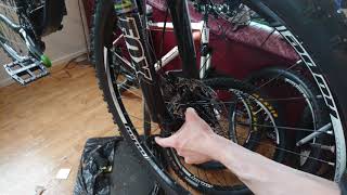 removal of front wheel The hub method 20190306...