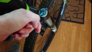 Fox 32 compression adjuster moves way too easily
