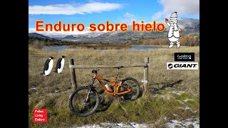 RAW | BAJADA MTB SOBRE HIELO | PRIMERAS...