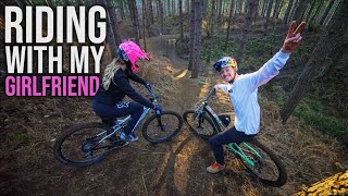 RIDING JUMPS AND MTB DOWNHILL WITH MY GIRLFRIEND!!
