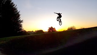 EPIC SUNSET BMX TRACK SESSION - GOPRPO BMX...