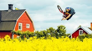 Field Trippin’ BTS: Bringing a Freestyle...