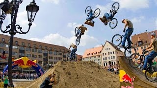 Big Air Slopestyle MTB in Slow Motion - Red...