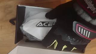 I got hand guards. Ready for Smæshing.