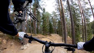 Girlfriend rides downhill mountainbiking -...