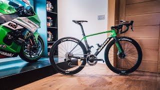 DREAM BUILD ROAD BIKE - Jonathan Rea 4x World...