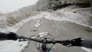 Snow & Ice: Skinny, Jumps, Rock Garden,...