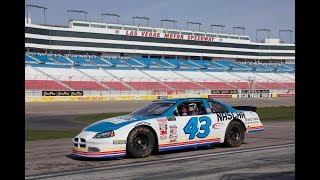 Nascar Driving Experience feat. Mike