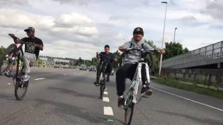 RIDING ON THE MOTORWAY WITH NO FRONT WHEEL