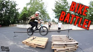 LOOP MASTER VS SUPER MAN MASTER * GAME OF BIKE!