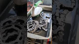 How To Clean A Bike Chain The Fastest Easiest Way
