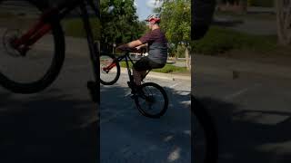 60 Second Game of Bike!