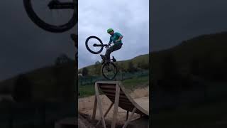 SLOWMO BASIC MTB TRICKS #shorts #mtb