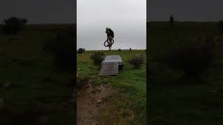 THIS MTB TRAIL HAS A JUMP OVER A CAR!!!...