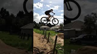 HUGE DIRT JUMP CRASH!!! #shorts #mtb