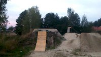 Flowy big dirt jumps on Backyard Bożejowice