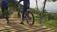 Downhill bike and enduro bike