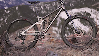 STEEZL - a 155mm Steel Enduro Race Weapon