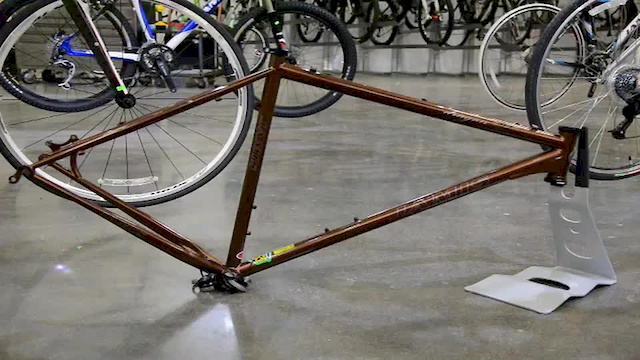 2009 Jamis Dragon 29er Frame Video - Pinkbike