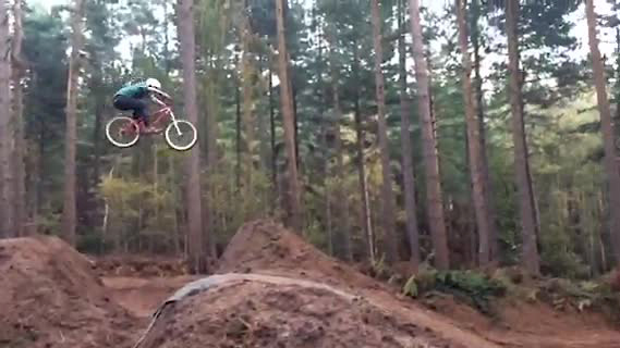 Chicksands dirt online jumps