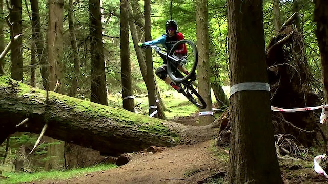 Stream episode Chris Cumming Irish Youth Downhill MTB Champion